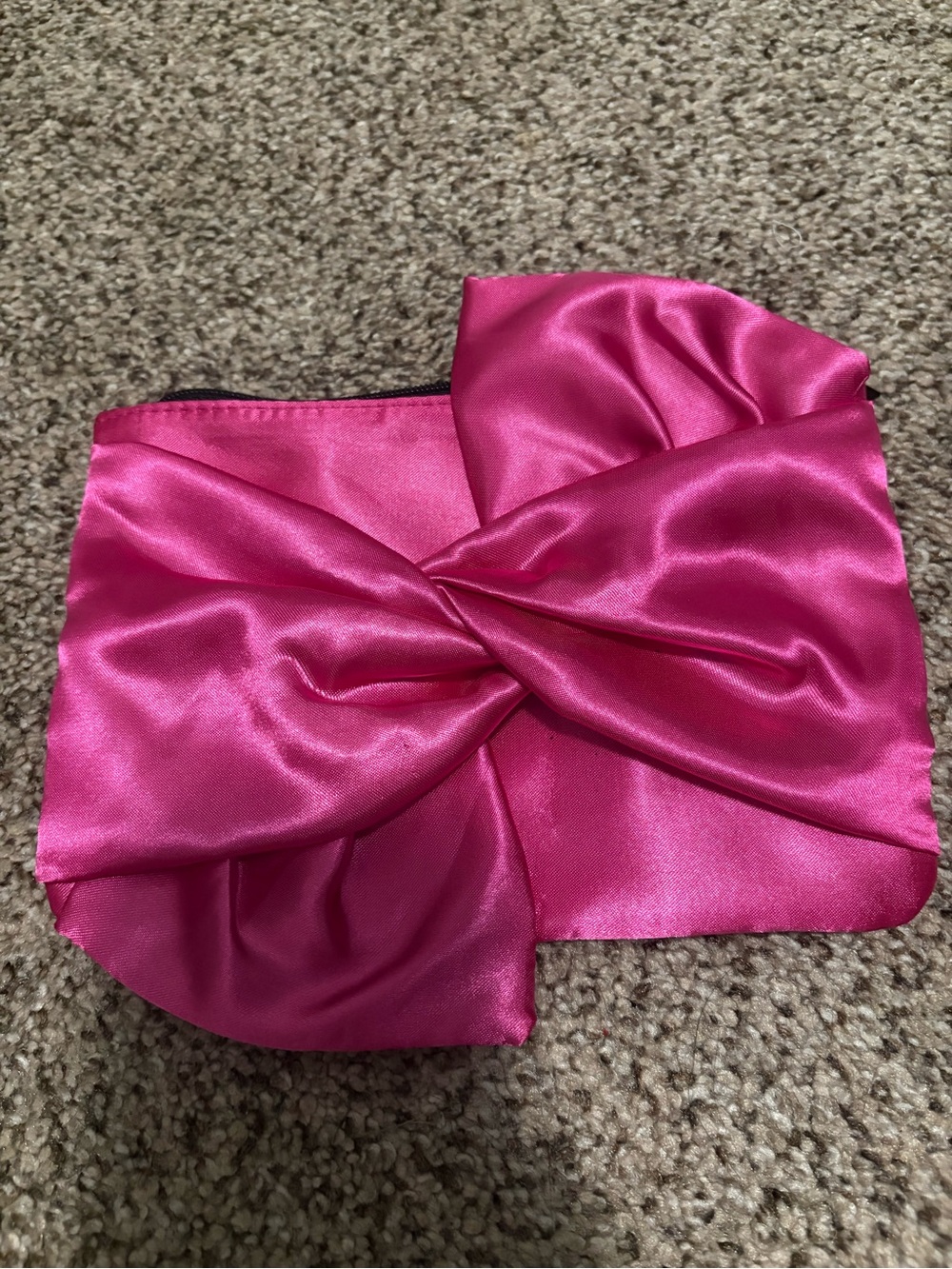 Marilyn Monroe Hot Pink Satin Bow Hair Clutch